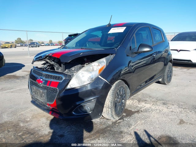 Chevrolet Spark 1lt Auto 2014 KL8CD6S98EC510563 Image 2