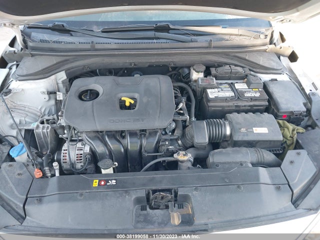 2019 HYUNDAI ELANTRA SEL VIN: 5NPD84LFXKH417052