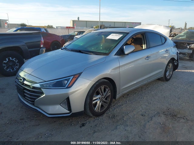 2019 HYUNDAI ELANTRA SEL VIN: 5NPD84LFXKH417052