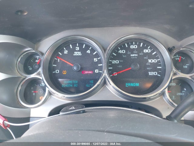 2011 GMC SIERRA 1500 SLE VIN: 1GTR2VE34BZ438911