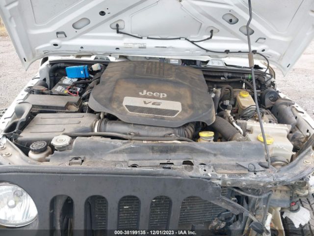 1C4BJWDG4FL559946 Jeep Wrangler Unlimited Sport