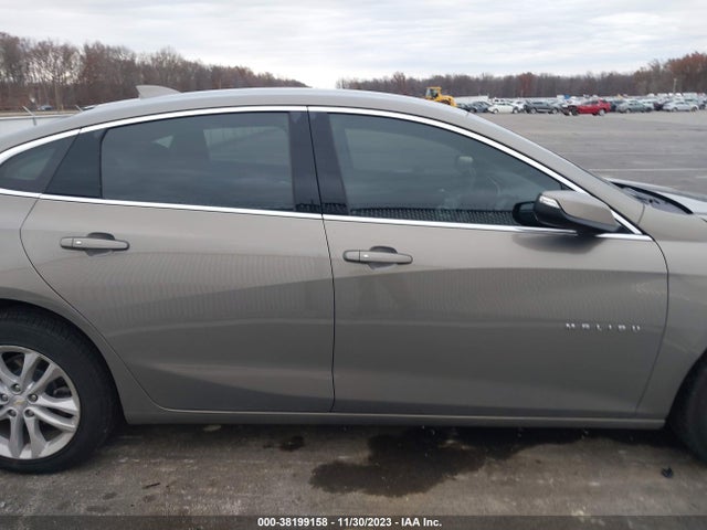 Chevrolet MALIBU LT 2018 1G1ZD5ST3JF242997 Image 13