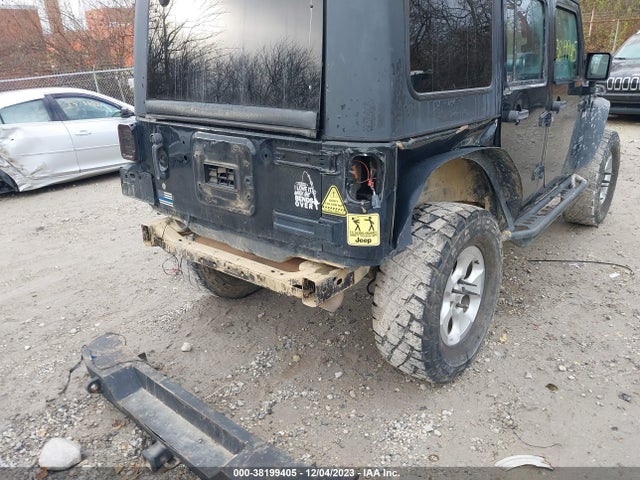 2014 JEEP WRANGLER UNLIMITED SPORT VIN: 1C4BJWDG4EL258477