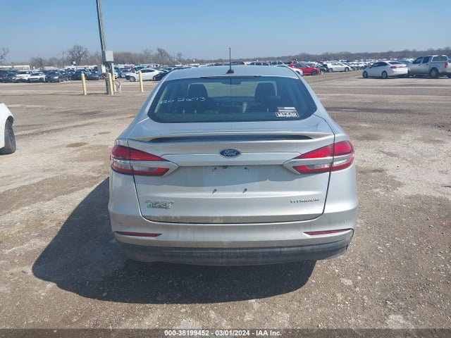 Ford Fusion Energi Titanium 2019 3FA6P0SU3KR208887 Image 17