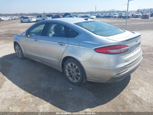 Ford Fusion Energi Titanium 2019 3FA6P0SU3KR208887 Image 3