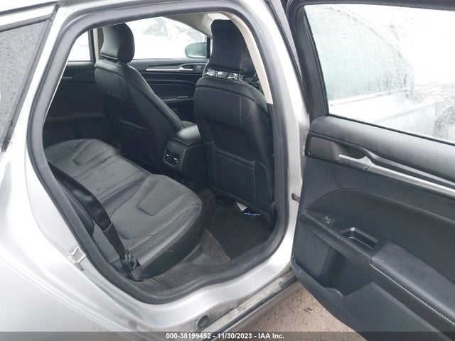 Ford Fusion Energi Titanium 2019 3FA6P0SU3KR208887 Image 8