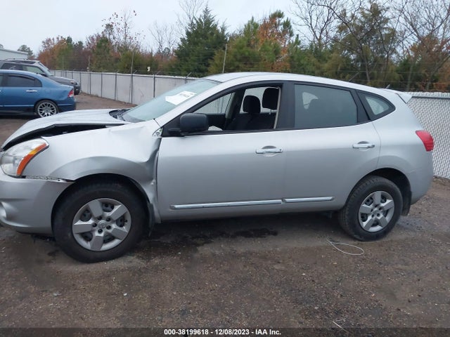 2013 NISSAN ROGUE S VIN: JN8AS5MT7DW037988