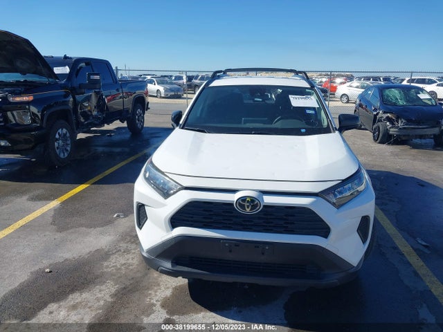 Toyota RAV4 LE 2019 JTMH1RFV8KD014750 Image 6