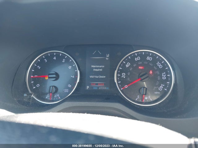 Toyota RAV4 LE 2019 JTMH1RFV8KD014750 Image 7