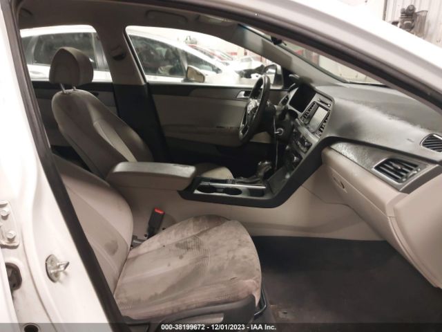 5NPE24AF9GH304810 Hyundai SONATA SE