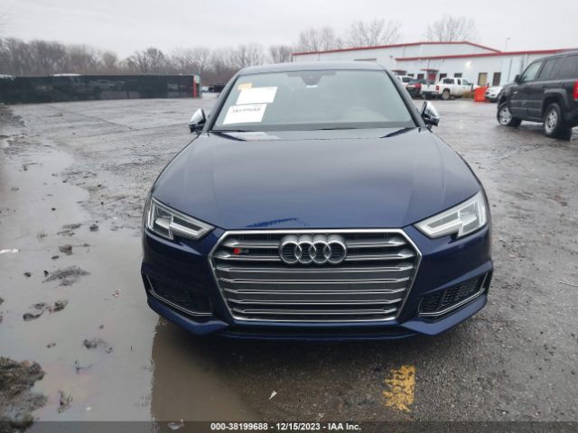 WAUB4AF48JA003900 Audi S4 Premium Plus