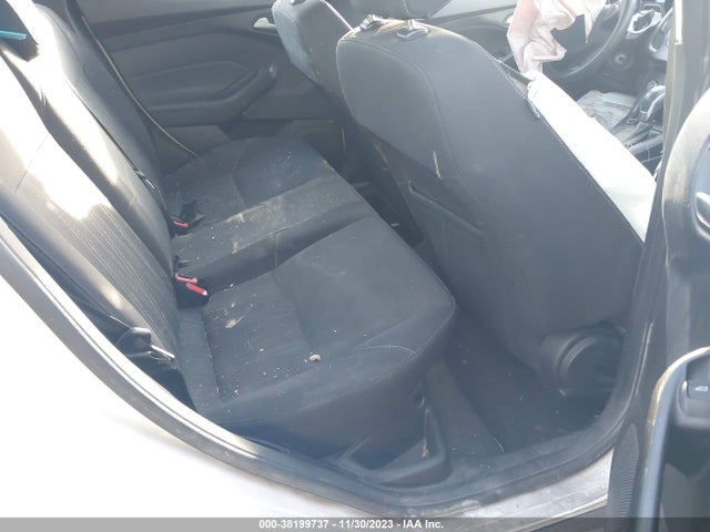 Ford FOCUS SE 2018 1FADP3F29JL276674 Image 8