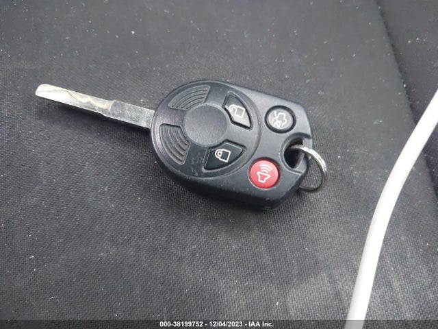 2018 FORD FOCUS S VIN: 1FADP3E22JL230458