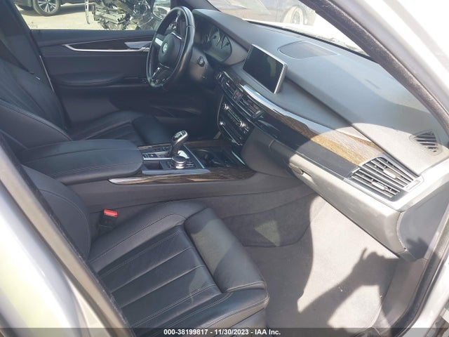 2018 BMW X5 SDRIVE35I VIN: 5UXKR2C58J0Z20993