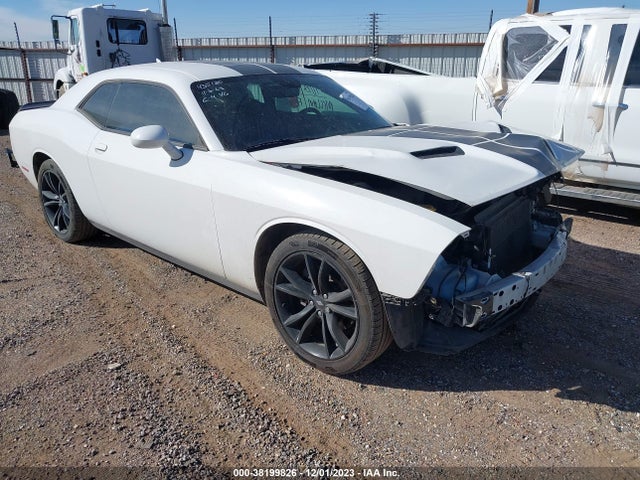 2018 DODGE CHALLENGER SXT PLUS VIN: 2C3CDZAG5JH161592