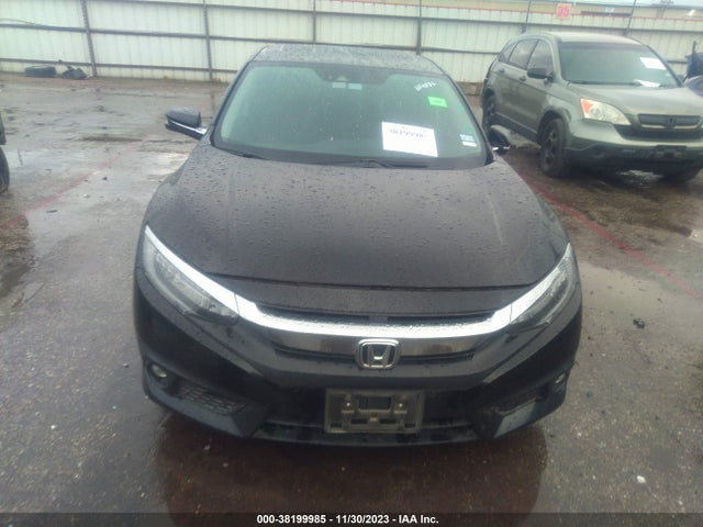 Honda Civic Touring 2018 JHMFC1F90JX000603 Image 12
