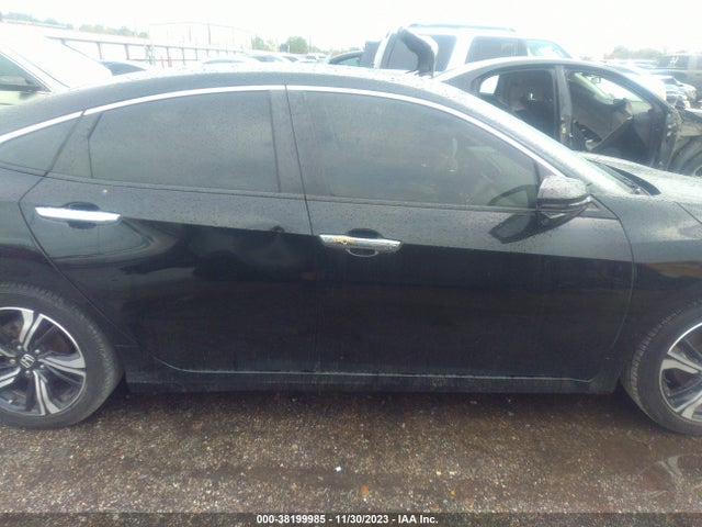 Honda Civic Touring 2018 JHMFC1F90JX000603 Image 13