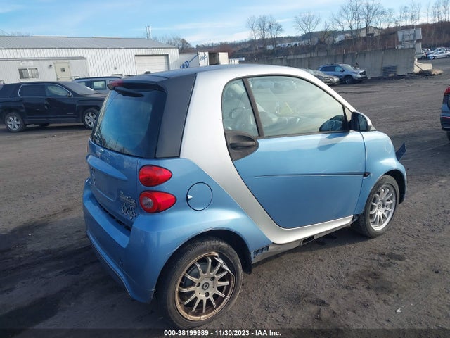 2013 SMART FORTWO PASSION/PURE VIN: WMEEJ3BAXDK693472