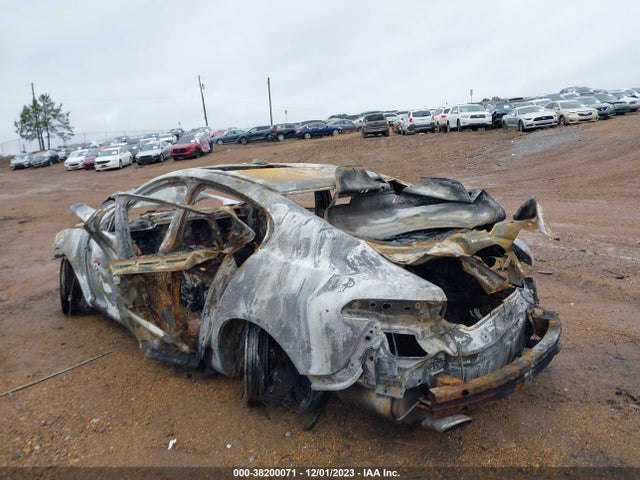 2013 JAGUAR XF SAJWJ0EF3D8S74984 Photo 2