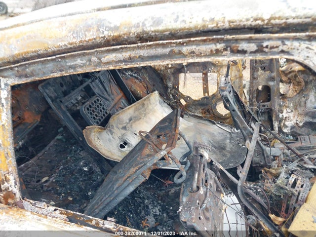 2013 JAGUAR XF SAJWJ0EF3D8S74984 Photo 7