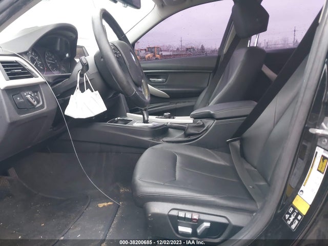 BMW 320i Xdrive 2017 WBA8E5G5XHNU22369 Image 5