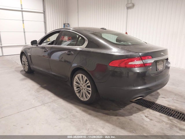 2012 JAGUAR XF SAJWA0HB3CLS40788 Photo 2