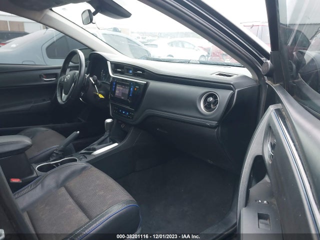 Продажа на аукционе авто 2017 Toyota Corolla Se, vin: 5YFBURHE9HP621322, номер лота: 38201116