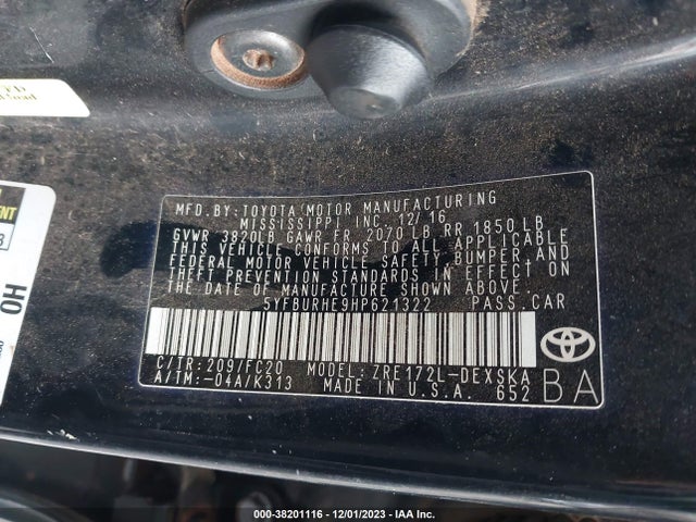 Продажа на аукционе авто 2017 Toyota Corolla Se, vin: 5YFBURHE9HP621322, номер лота: 38201116