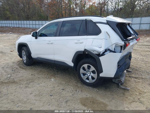 Toyota RAV4 LE 2019 2T3K1RFV9KC031146 Image 3