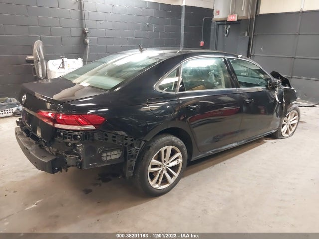 1VWAA7A37MC017169 Volkswagen Passat 2.0t S