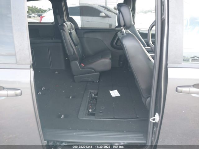 2C4RDGEG0JR223723 Dodge Grand Caravan Gt