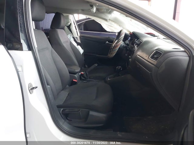 3VW2K7AJXEM436407 Volkswagen Jetta 2.0l S