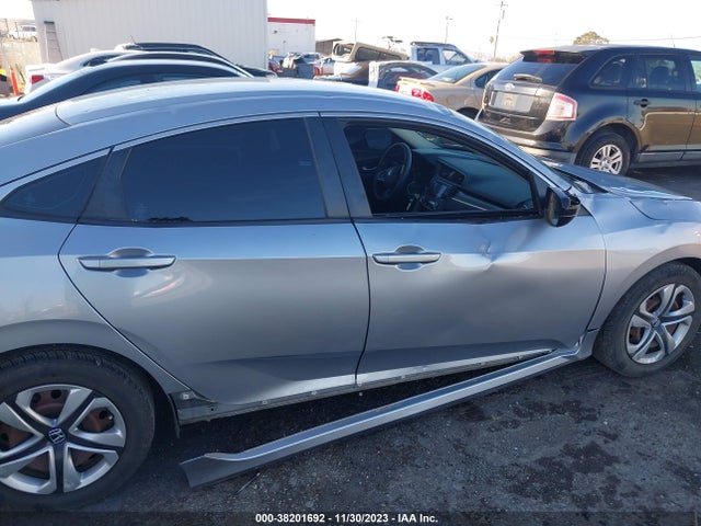 Honda Civic Lx 2017 19XFC2F58HE223275 Image 6