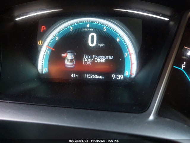 2018 HONDA CIVIC EX VIN: 19XFC2F73JE027574