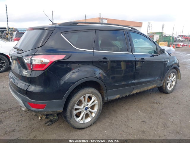 1FMCU0GDXHUE85838 Ford ESCAPE SE
