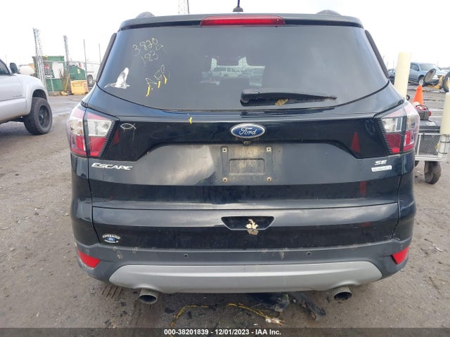 1FMCU0GDXHUE85838 Ford ESCAPE SE