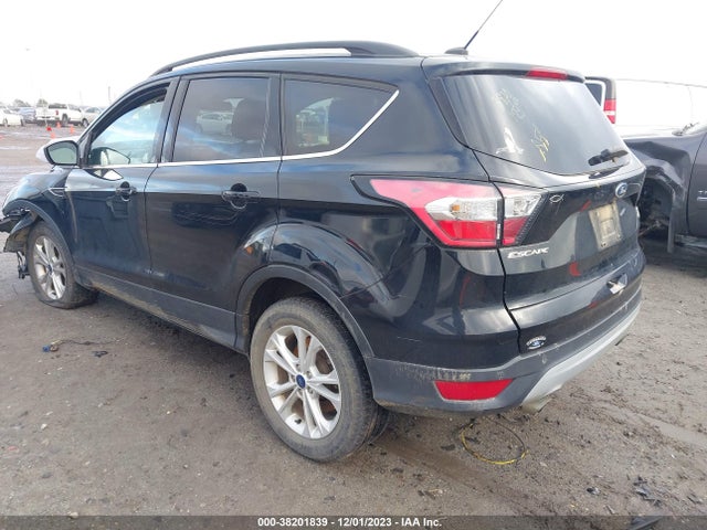 1FMCU0GDXHUE85838 Ford ESCAPE SE