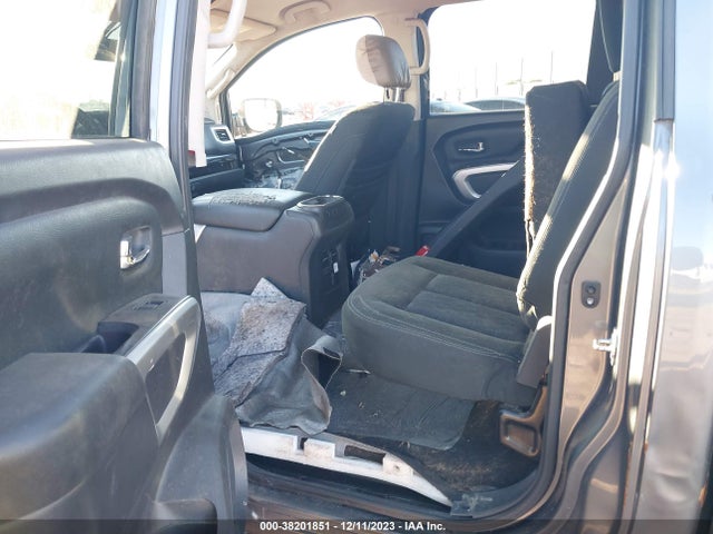 Nissan TITAN SV 2018 1N6AA1E5XJN514449 Image 8
