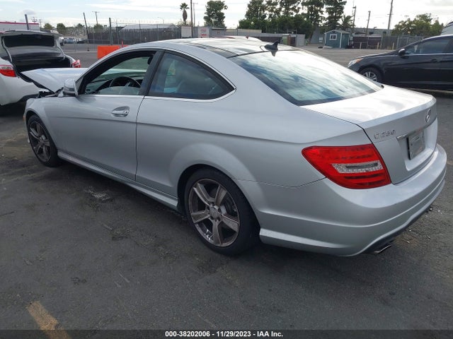 2012 MERCEDES-BENZ C 250 VIN: WDDGJ4HB3CF786988