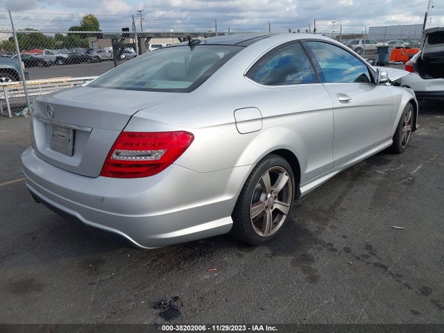 2012 MERCEDES-BENZ C 250 VIN: WDDGJ4HB3CF786988