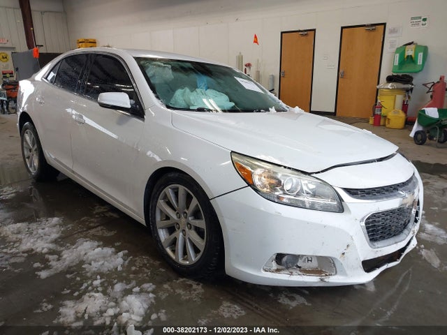 Chevrolet MALIBU 2LT 2015 1G11D5SL4FF148082 головне зображення