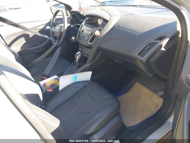 2016 FORD FOCUS SE VIN: 1FADP3K2XGL344298