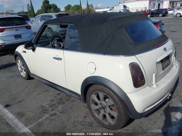 2006 MINI COOPER S WMWRH335X6TK59253 Photo 2