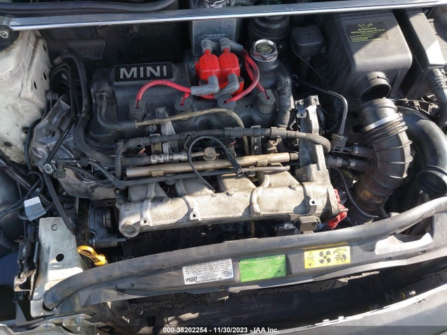 2006 MINI COOPER S WMWRH335X6TK59253 Photo 5