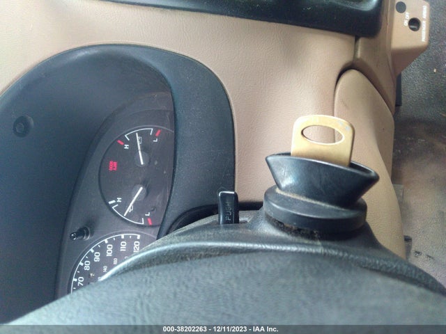 1998 FORD RANGER SPLASH/XL/XLT VIN: 1FTYR10CXWUC38352