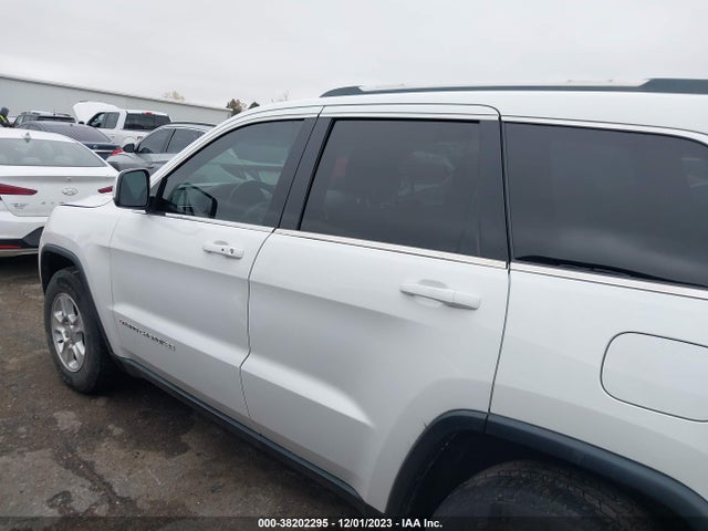 Jeep Grand Cherokee Laredo 2014 1C4RJFAG8EC186444 Image 15