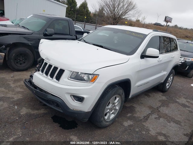 Jeep Grand Cherokee Laredo 2014 1C4RJFAG8EC186444 Image 2