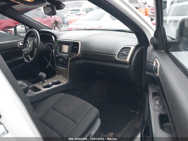 Jeep Grand Cherokee Laredo 2014 1C4RJFAG8EC186444 Image 5