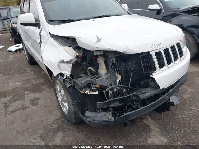 Jeep Grand Cherokee Laredo 2014 1C4RJFAG8EC186444 Image 6