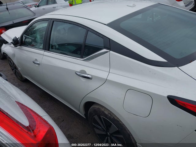 2022 NISSAN ALTIMA SV INTELLIGENT AWD VIN: 1N4BL4DW7NN349355